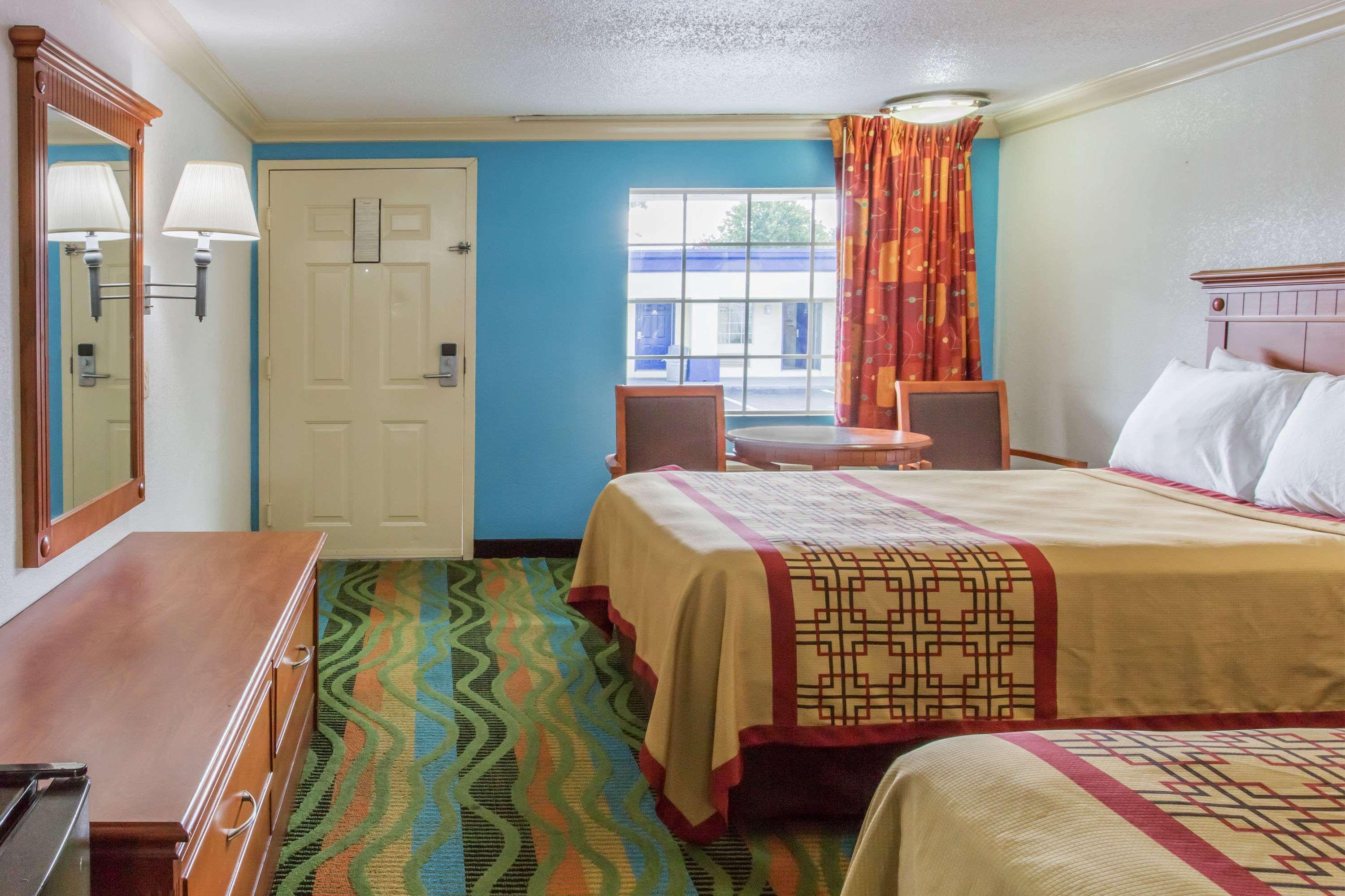 Days Inn By Wyndham Virginia Beach Town Center Kültér fotó